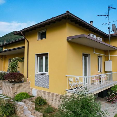 Ferienwohnung Ll Gelsomino Di Bazzani Villanuova sul clisi Exterior foto